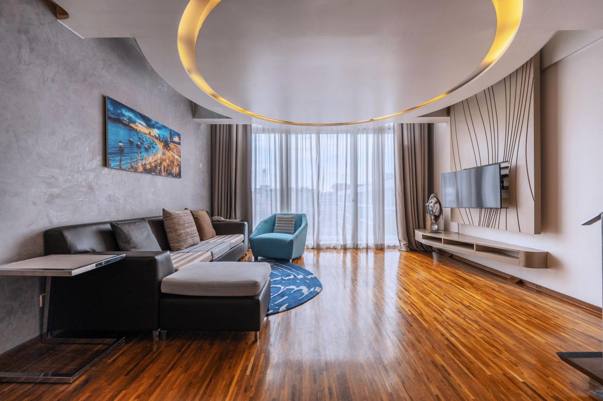 Hotel Baraquda Heeton Pattaya By Compass Hospitality Bilik gambar